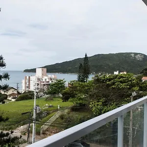 luxo-vista-mar-a-50-m-da-praia-nos-ingleses.santa-catarina-brasil.com/